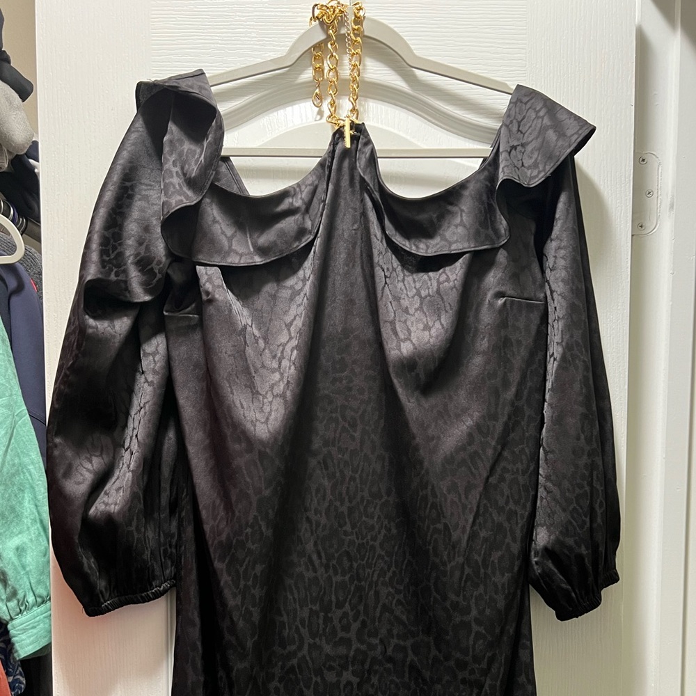 MK off the shoulder dress with necklace included